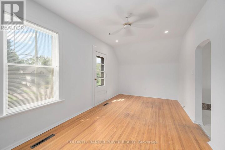 Property Photo:  94 Bruce Street  ON N6C 1G8 