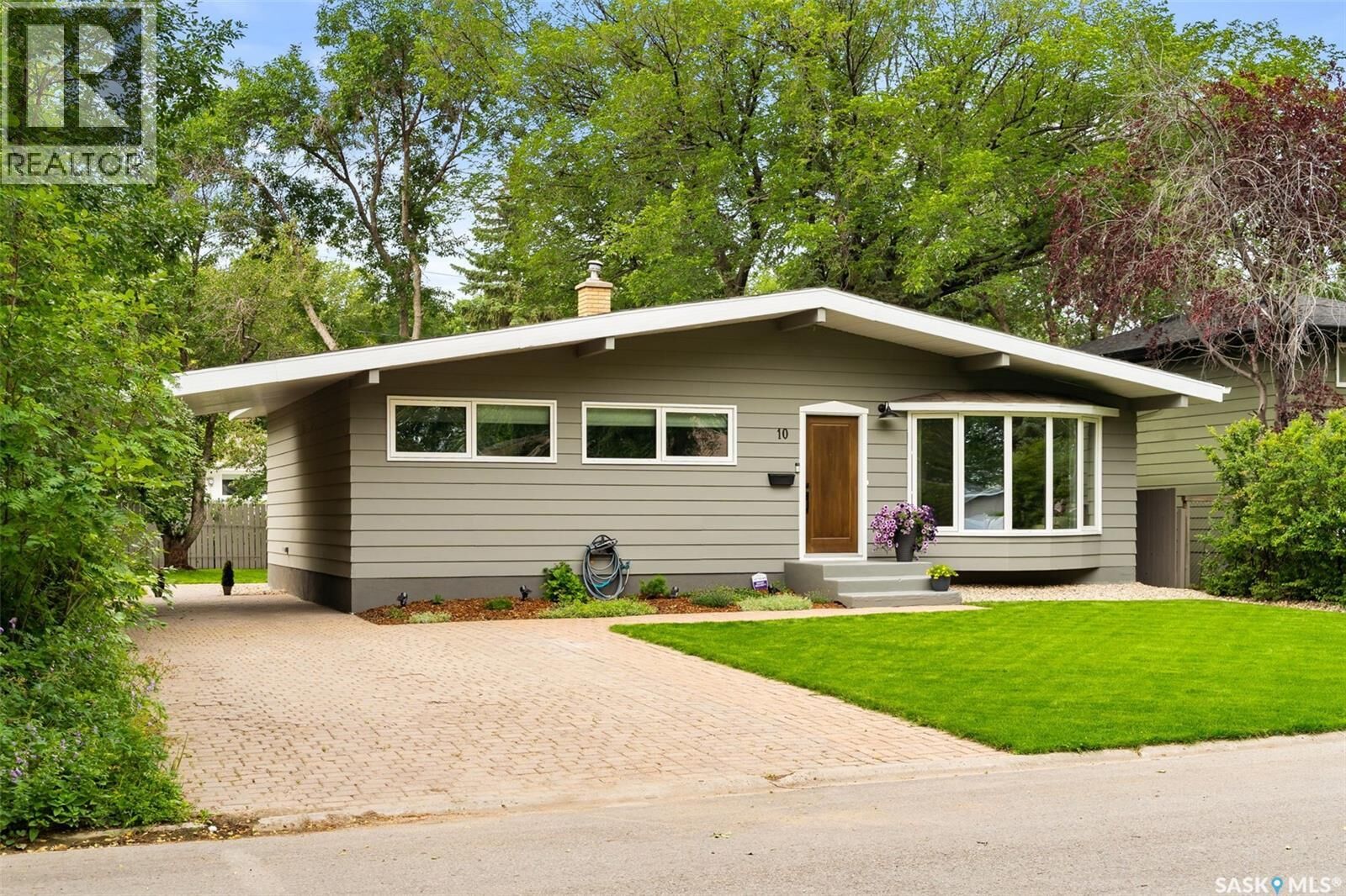 Photo de la propriété:  10 Marsh Crescent  SK S4S 5R4 