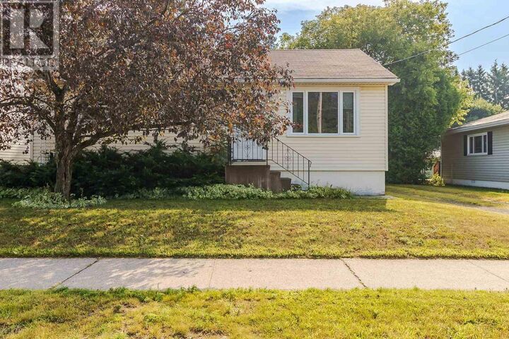 Property Photo: 610 Boundary Rd ON P6A 5C6
