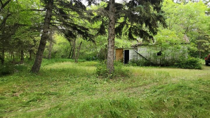 40 Maclean Street  Strathclair MB R0J 2C0 photo