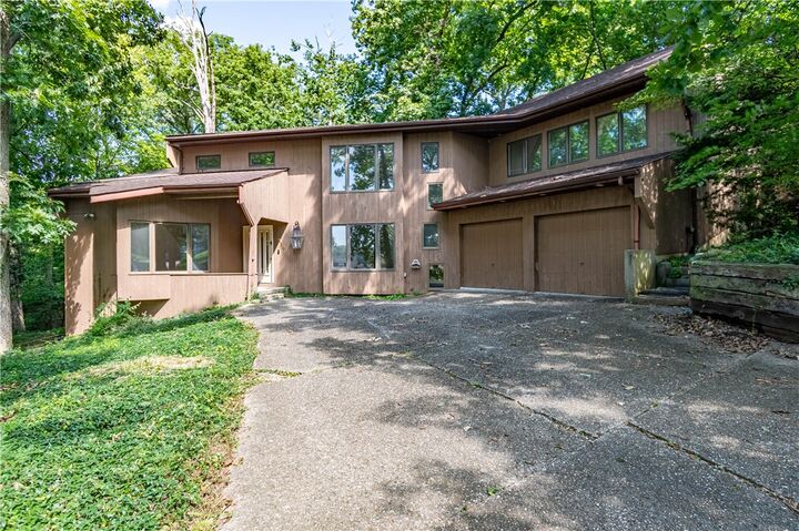 236 Silver Drive  Decatur IL 62521 photo