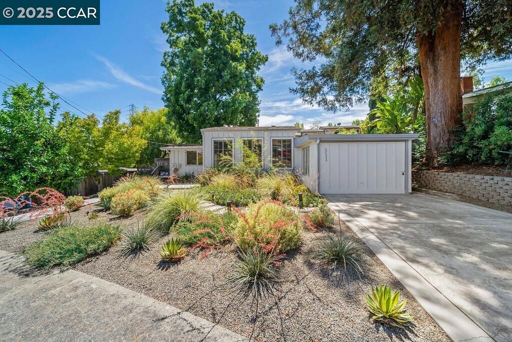 Property Photo: 311 Jordan Ct CA 94553