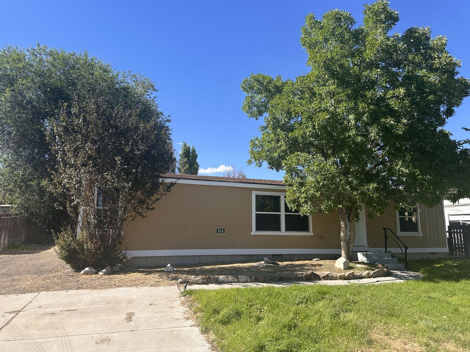 Property Photo: 214 Ash Street NV 89822