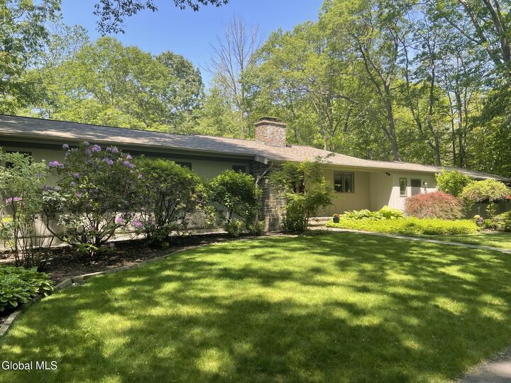Property Photo:  18 Sage Hill Lane  NY 12204 