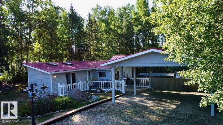 Property Photo: 54114 Rge Road 52 7 &Amp 9 AB T0E 0L0