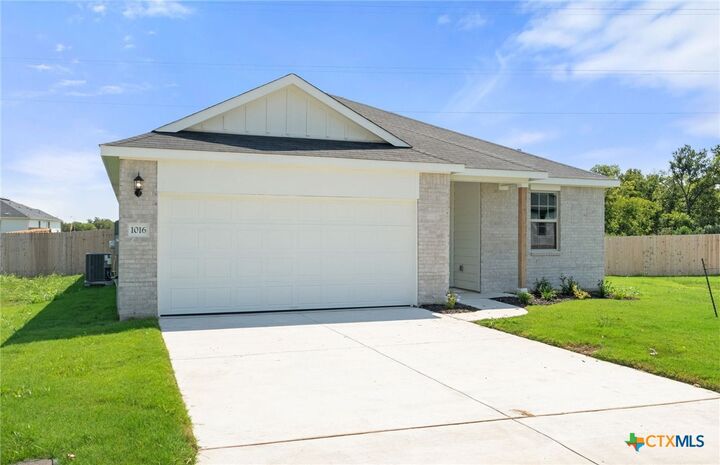 Property Photo:  1016 Kerr Court  TX 76501 