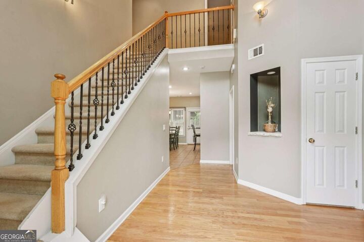 Property Photo: 616 Mount Albert Way GA 30518