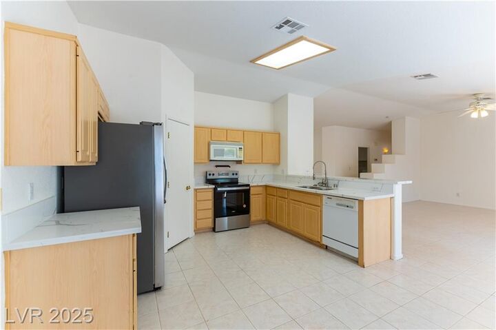 Property Photo: 1153 Elam Street NV 89015