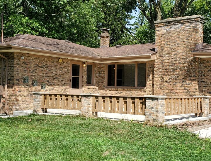 Property Photo:  201 W Halleck Street  IN 47963 