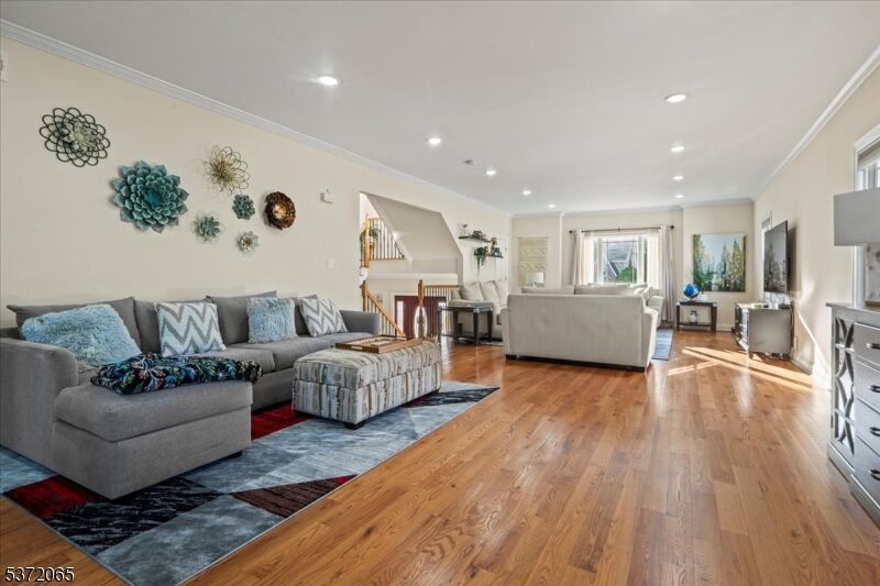 Property Photo:  56 Kearney St  NJ 07071 