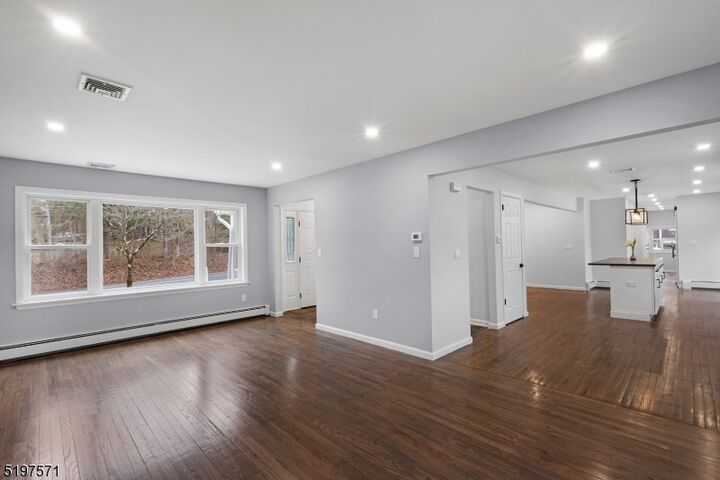 Property Photo:  17 Roxiticus Rd  NJ 07945 