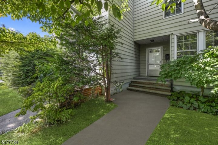 69 Maple St  Bloomfield Twp. NJ 07003 photo