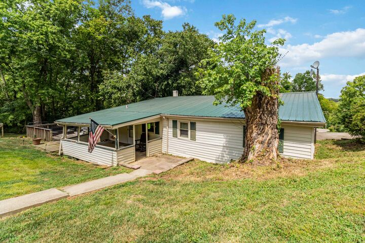 Property Photo: 6309 Old Jacks Creek Road KY 40515