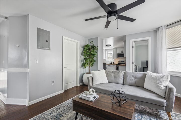 Property Photo:  450 Dunham Avenue  NY 10553 