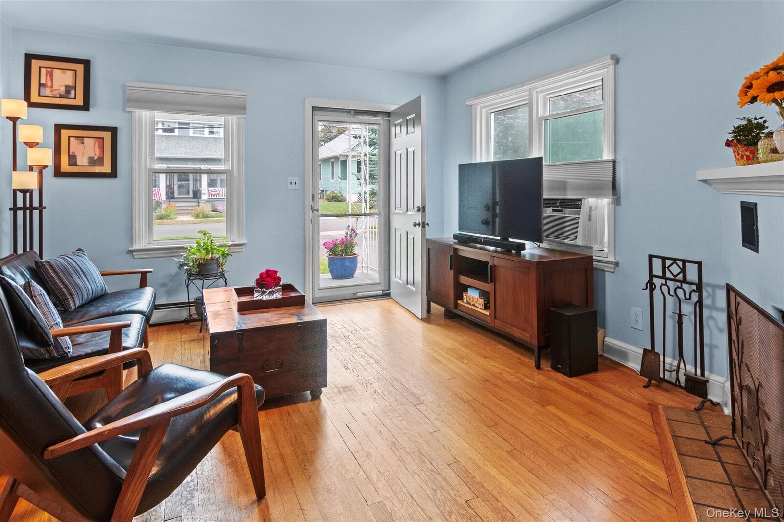 Property Photo:  33 Young Avenue  NY 10520 