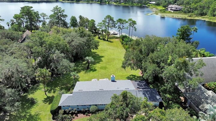 Property Photo: 1326 Trail By The Lake FL 32724
