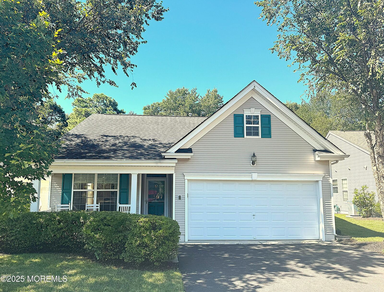 Property Photo:  57 Chesterfield Drive  NJ 08527 