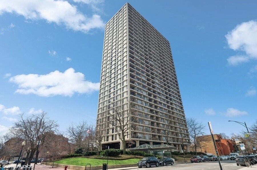 Property Photo:  1960 N Lincoln Park West 1502  IL 60614 