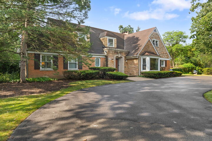 Property Photo:  1011 Central Road  IL 60025 