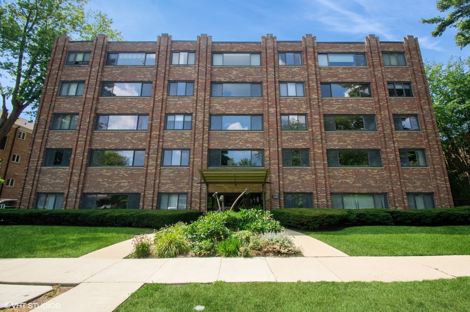 Property Photo:  2300 Sherman Avenue 2D  IL 60201 