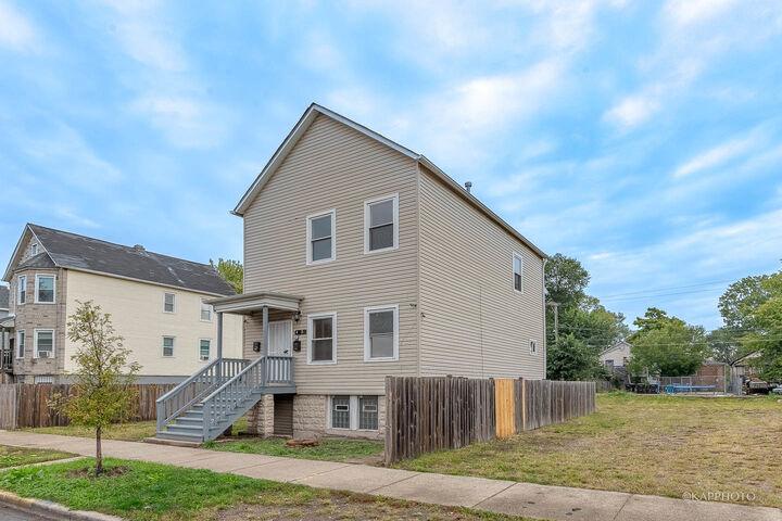 Property Photo: 4451 S Princeton Avenue IL 60609