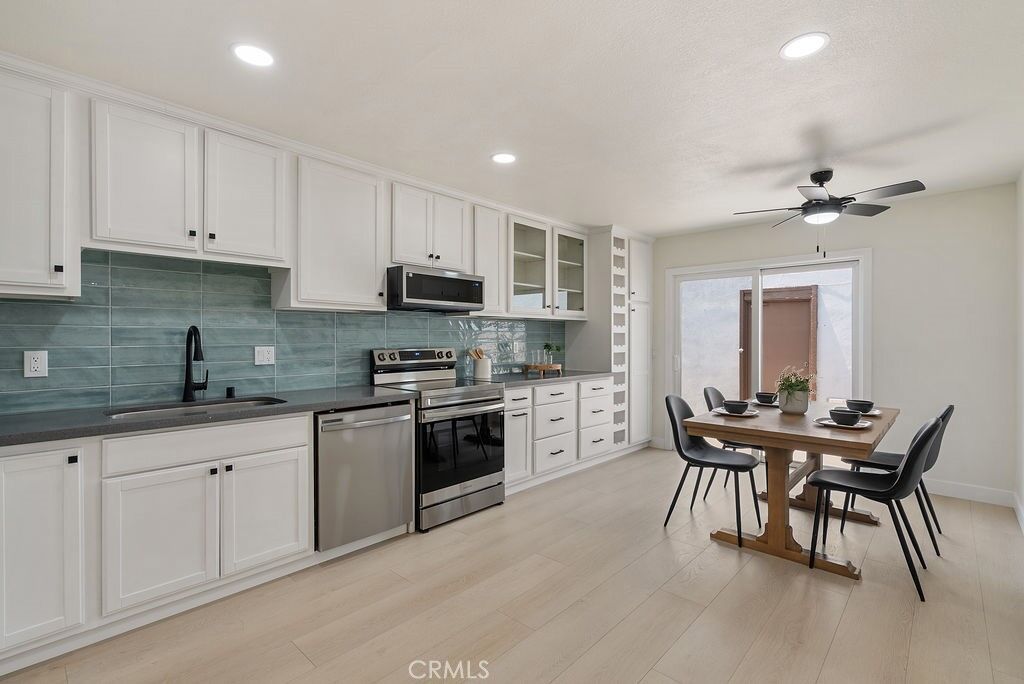 Property Photo:  1800 E Heim Avenue 2  CA 92865 