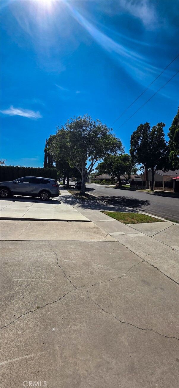 Property Photo:  1502 W Hemlock Way  CA 92704 