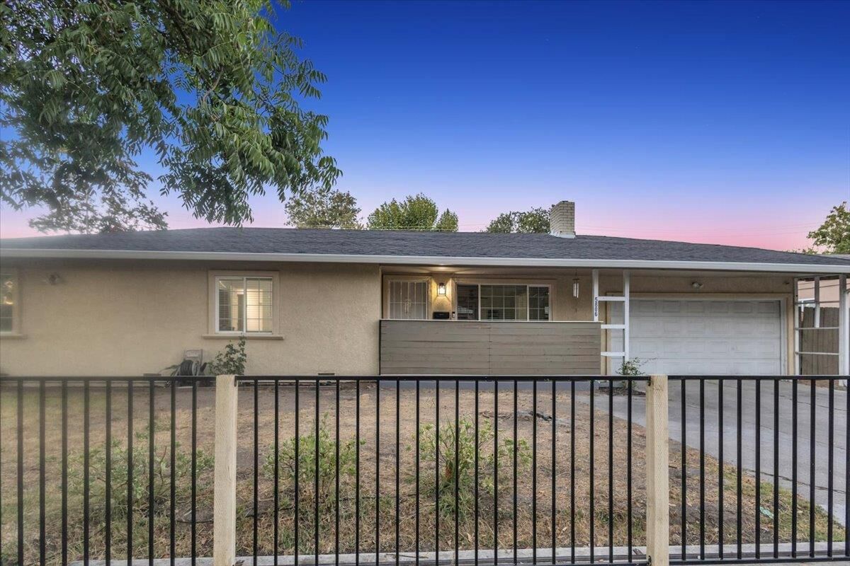 Property Photo:  5806 N El Dorado Street  CA 95207 
