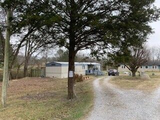 Property Photo: 2498 Sp Anderson Rd TN 37355