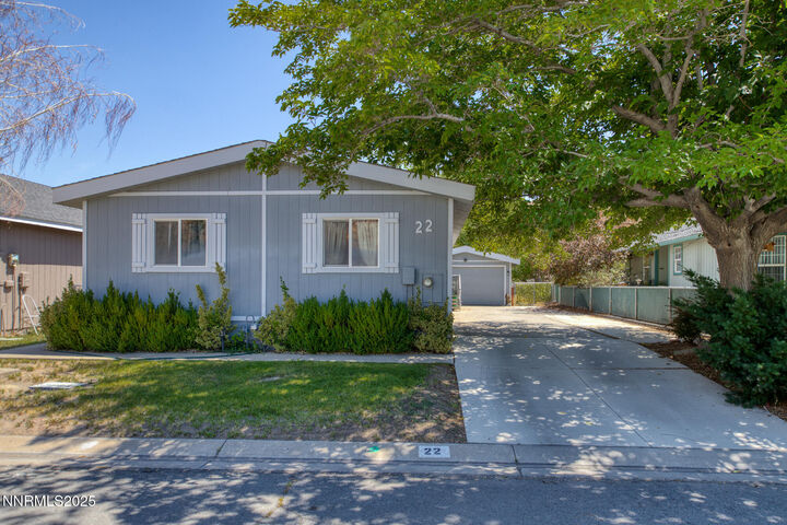 Property Photo: 22 Ave De La Couleurs NV 89434