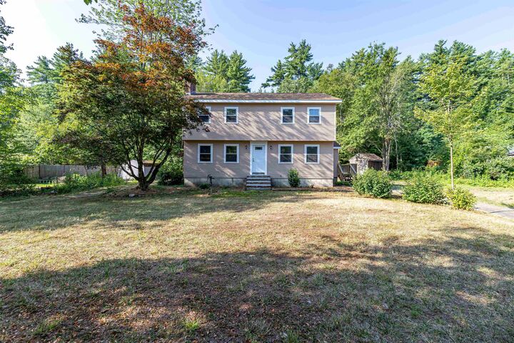 Property Photo:  3 Profile Drive  NH 03054 