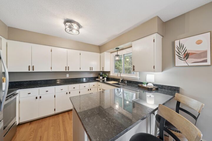 Property Photo: 711 Kinnickinnic Street WI 54016