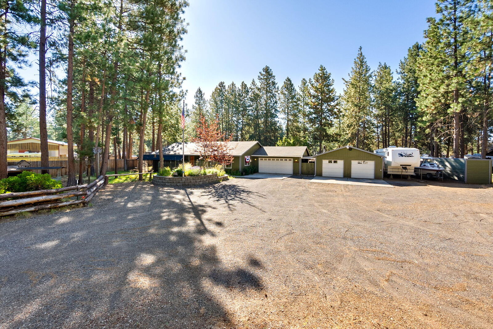 Property Photo:  19275 Cherokee Road  OR 97702 