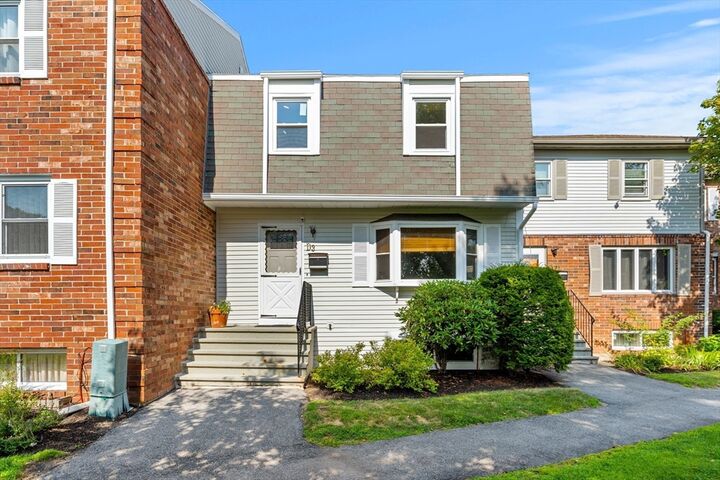 Property Photo:  6 Loring Hills Ave D3  MA 01970 