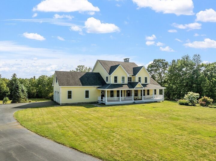 Property Photo: 9 Sequoia Dr MA 01462