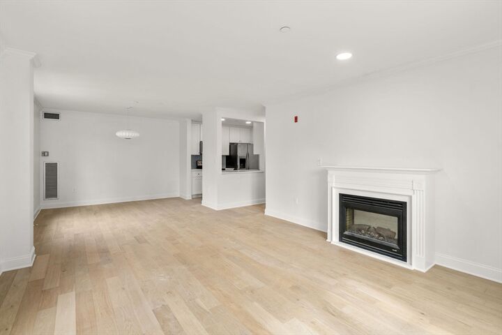 Property Photo: 73 Chelsea 202 MA 02129