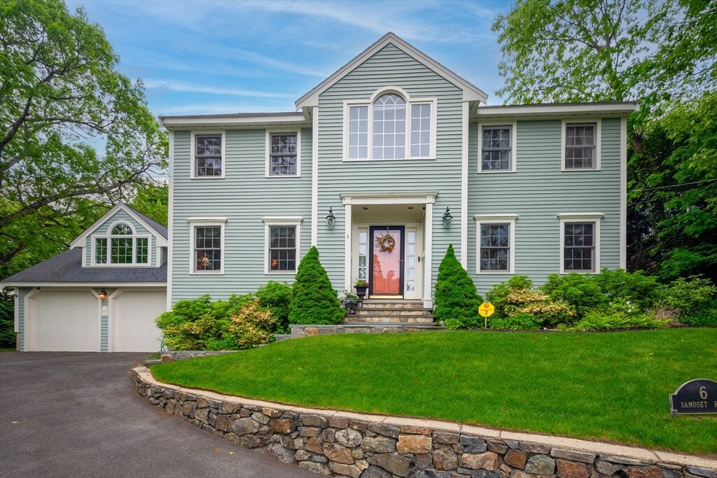 Property Photo:  6 Samoset Rd  MA 01890 