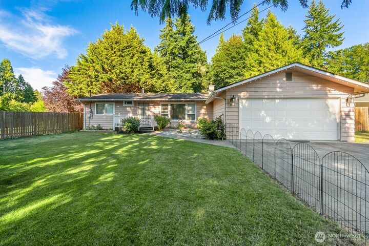 4252  Northwest Dr  Bellingham WA 98226 photo