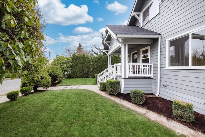 Property Photo: 2333 31st Avenue S WA 98144