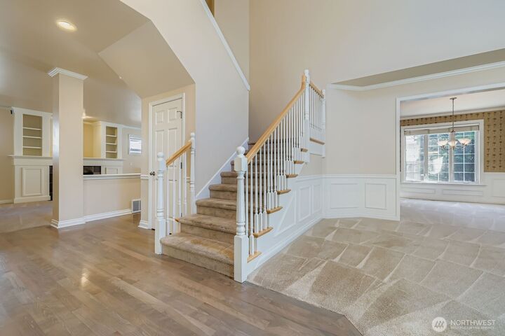 Property Photo:  922  274th Place SE  WA 98075 