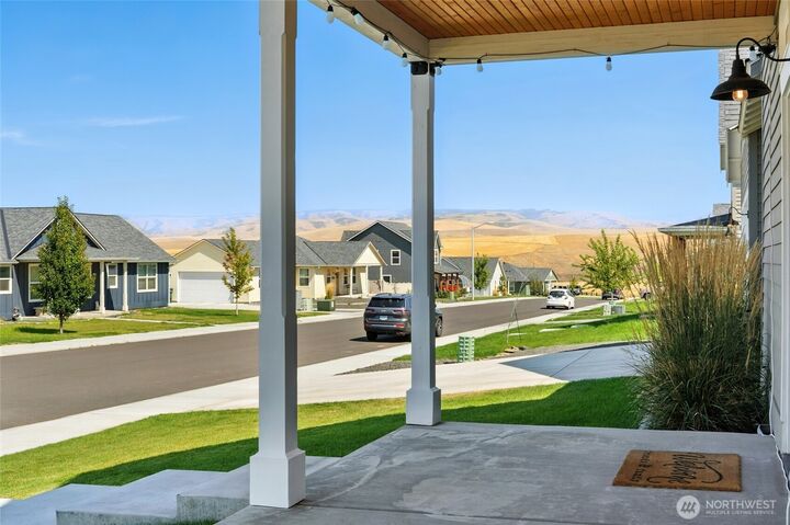 Property Photo:  2  Lewis Circle  OR 97862 