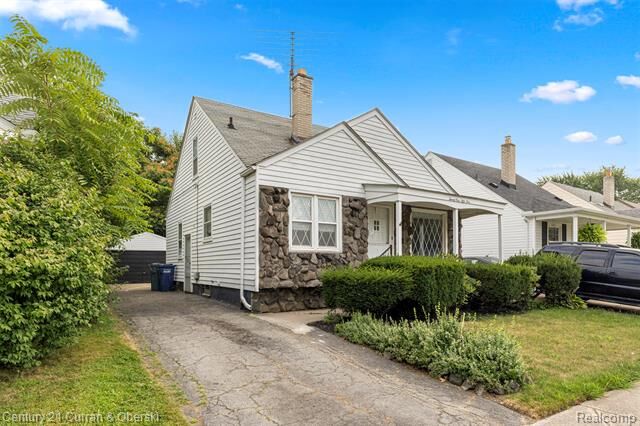 Property Photo: 2154 White Avenue MI 48146