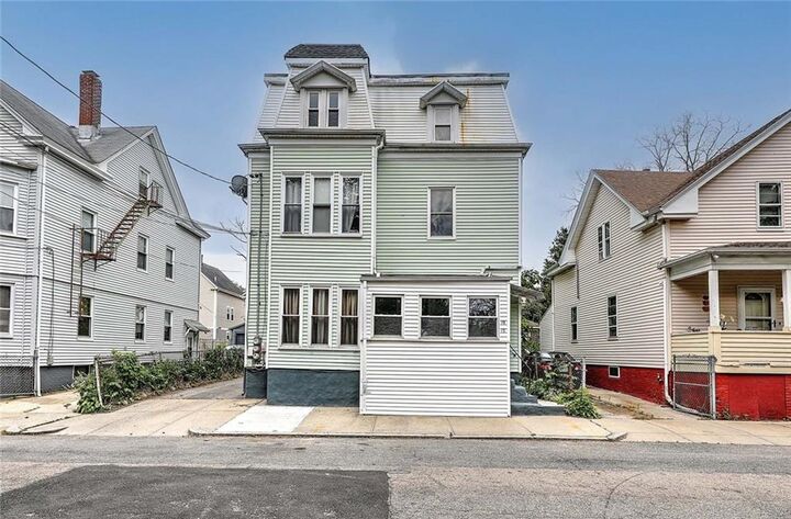 17 Plum Street  Providence RI 02905 photo