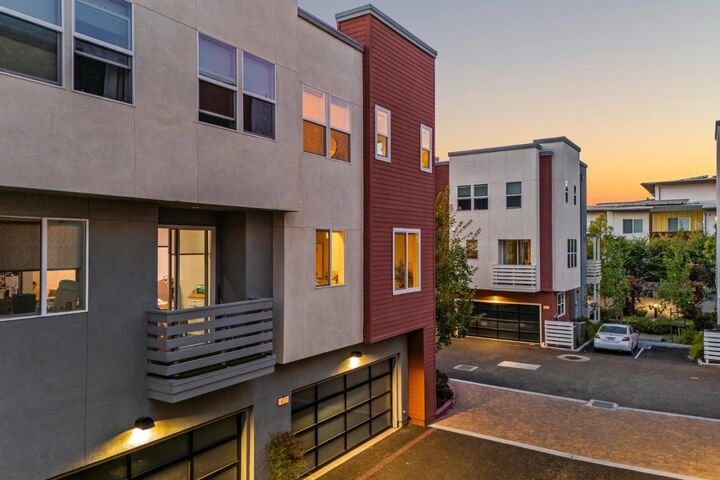 Property Photo:  417 Santo Domingo Terrace  CA 94085 