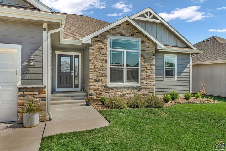 Property Photo:  3314 SW 44th St  KS 66610 