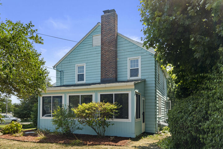Property Photo: 30 Dorrance Street CT 06518