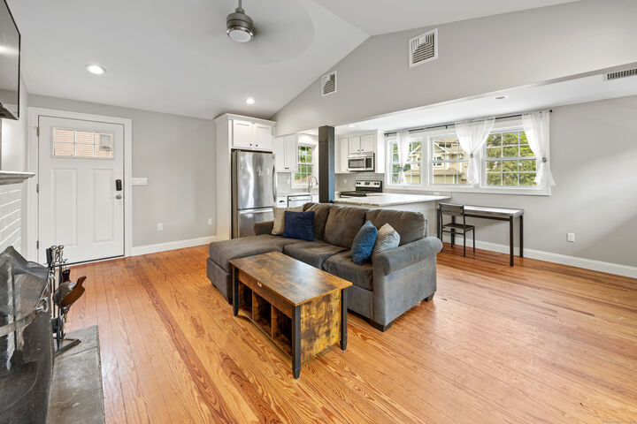 Property Photo:  87 Lake Shore Drive  CT 06455 