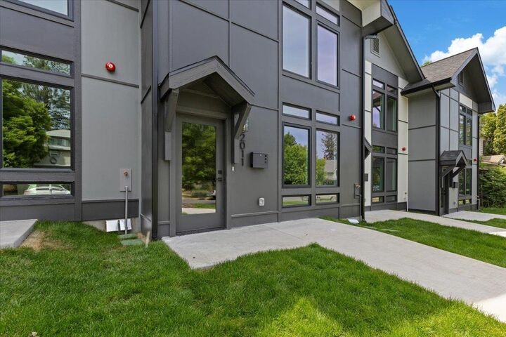 Property Photo: 2011 W 9th Ave WA 99204