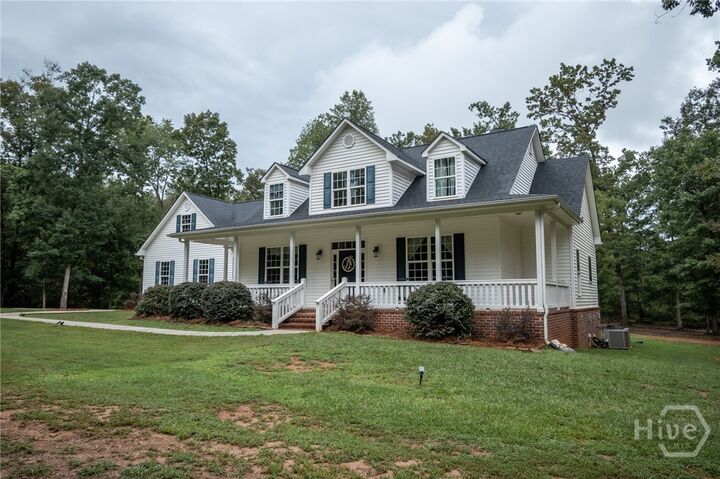 Property Photo:  207 Stagecoach Way  GA 30633