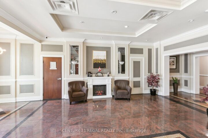 Property Photo:  